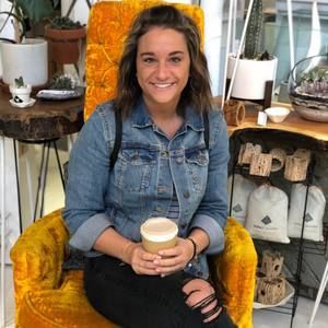 Meet your Posher, Kelly